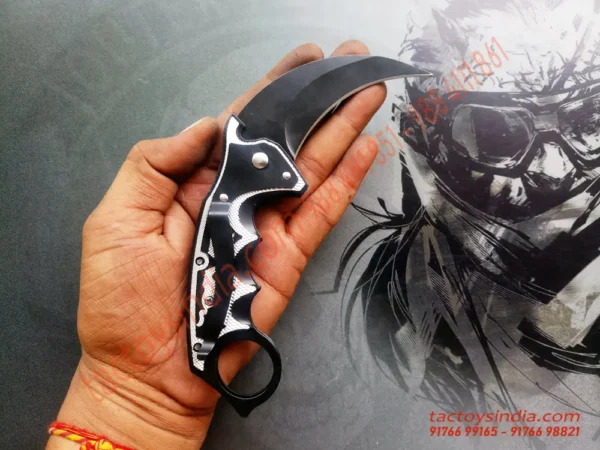 Martial Arts Foldable Karambit Self-Defence Pocket Knife