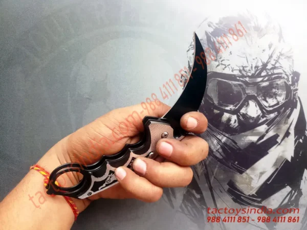 Martial Arts Foldable Karambit Self-Defence Pocket Knife