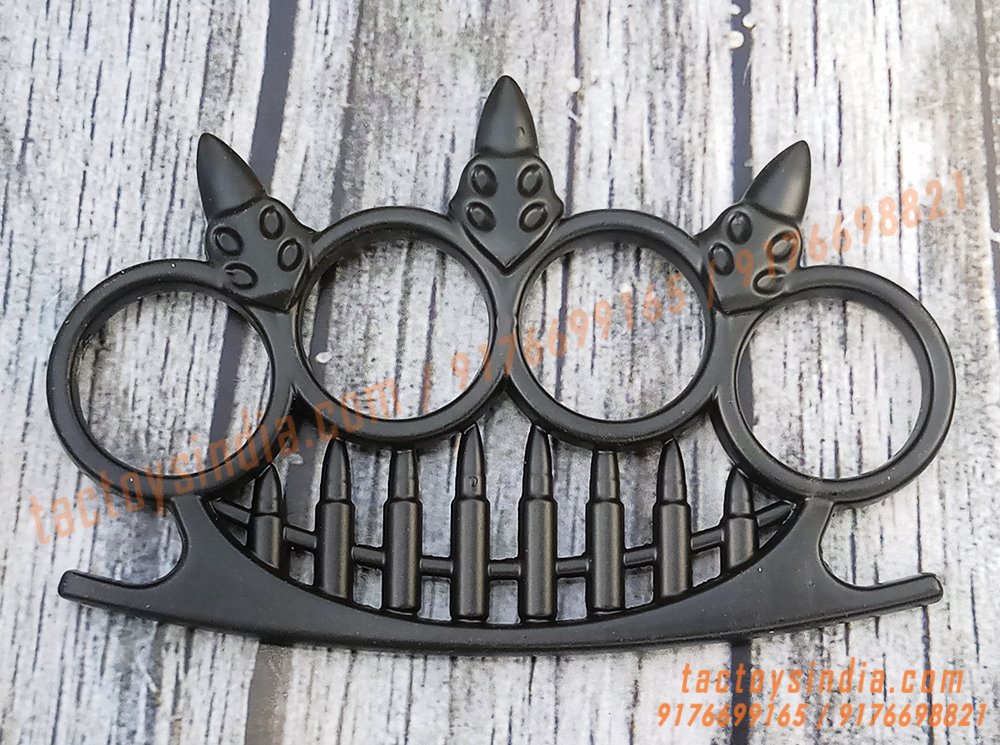Brass knuckles? Check. Weird blades? Check. Spikes? Check. Zombies